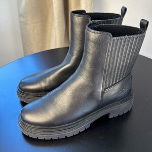 Johnston murphy Giana gore boot
